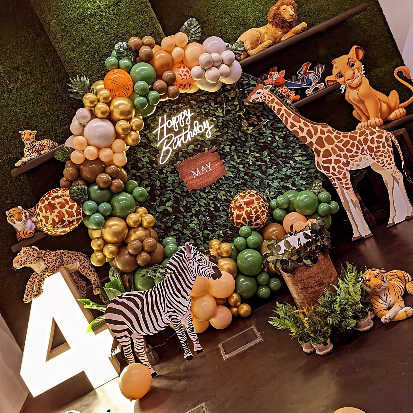 Jungle Decor Theme