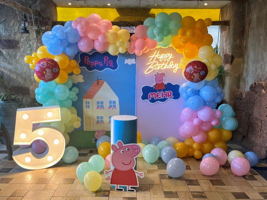 Pepa Pig Decor Theme